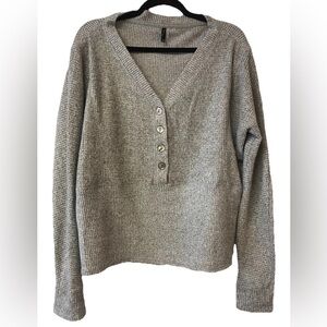 NWOT North River Waffle Knit V Neck long sleeved Sweater Top Gray Size M